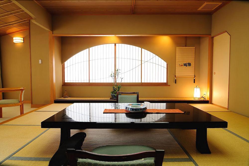 היגאשיצו Inatori Tokai Hotel Yuen מראה חיצוני תמונה